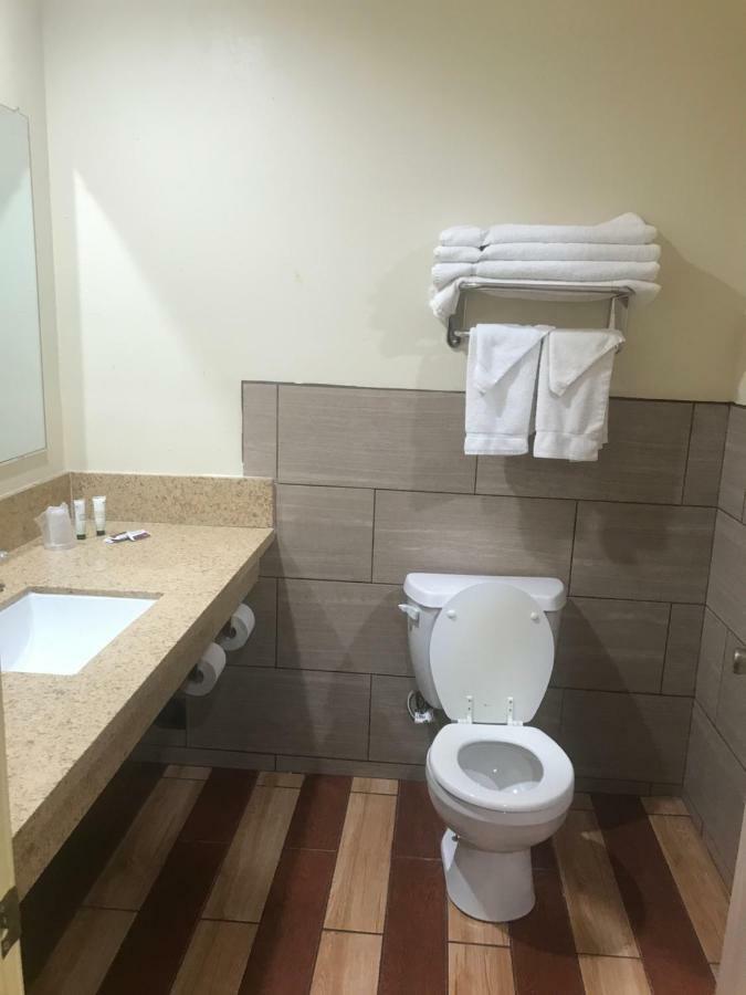 All 8 Motel Лонг Бич Экстерьер фото