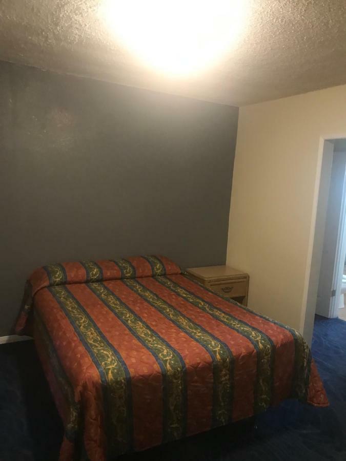 All 8 Motel Лонг Бич Экстерьер фото
